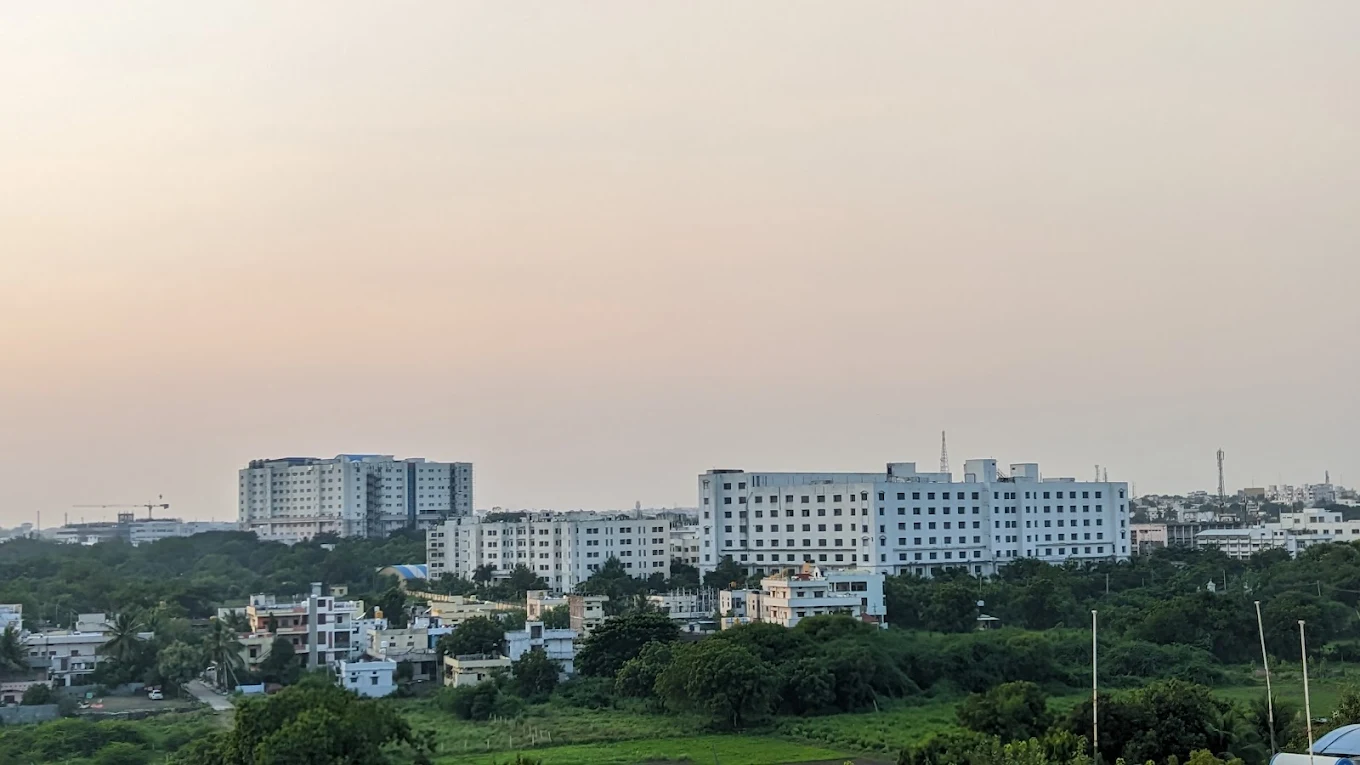 Gulbarga Institute of Medical Science, Gulbarga - College Image