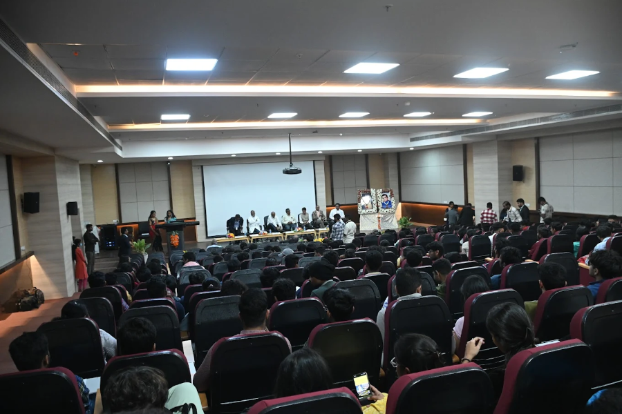 Dr. Chandramma Dayananda Sagar Institute of Medical Education & Research, Hubli - College Image