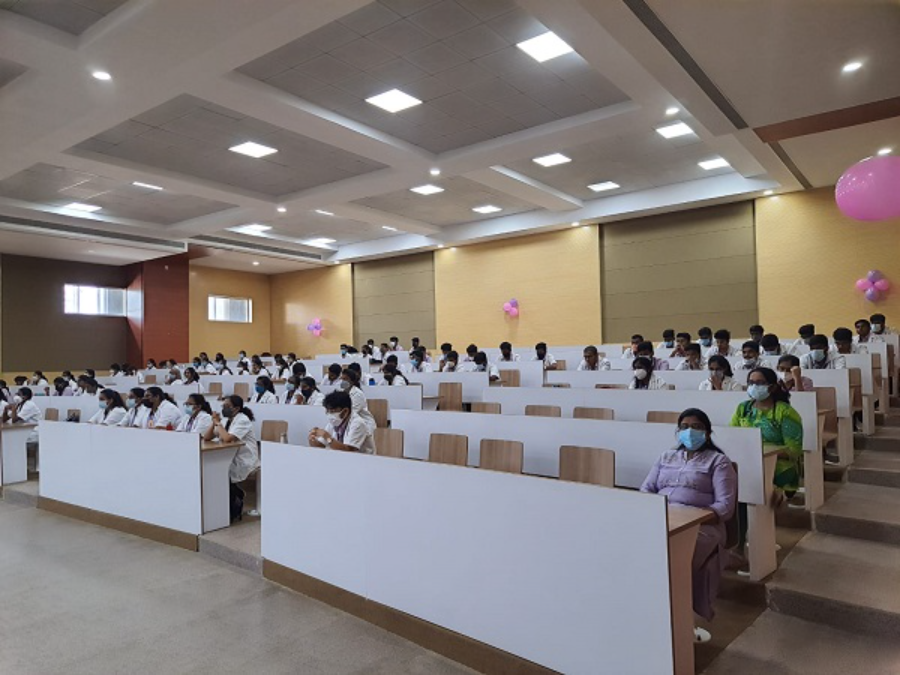 Dr. Chandramma Dayananda Sagar Institute of Medical Education & Research, Hubli - College Image