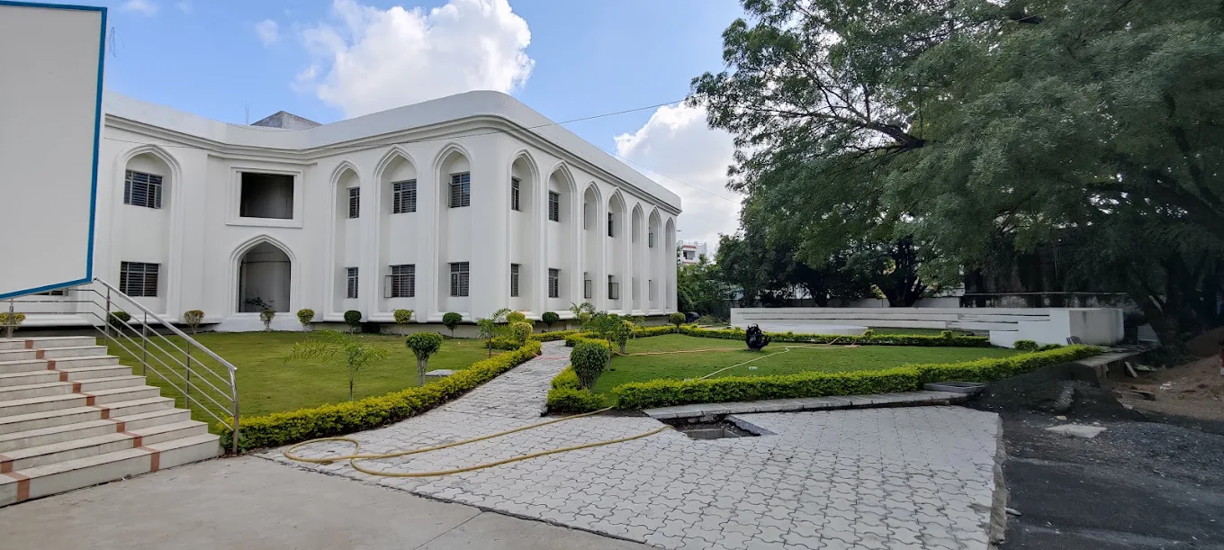 Khaja Bandanawaz University - Faculty of Medical Science, Gulbarga - College Image