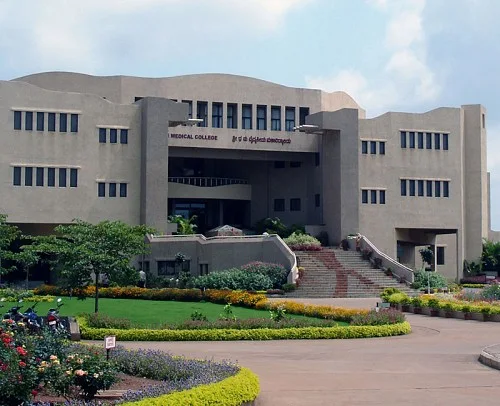 SDM College of Medical Science & Hospital, Sattur - College Image