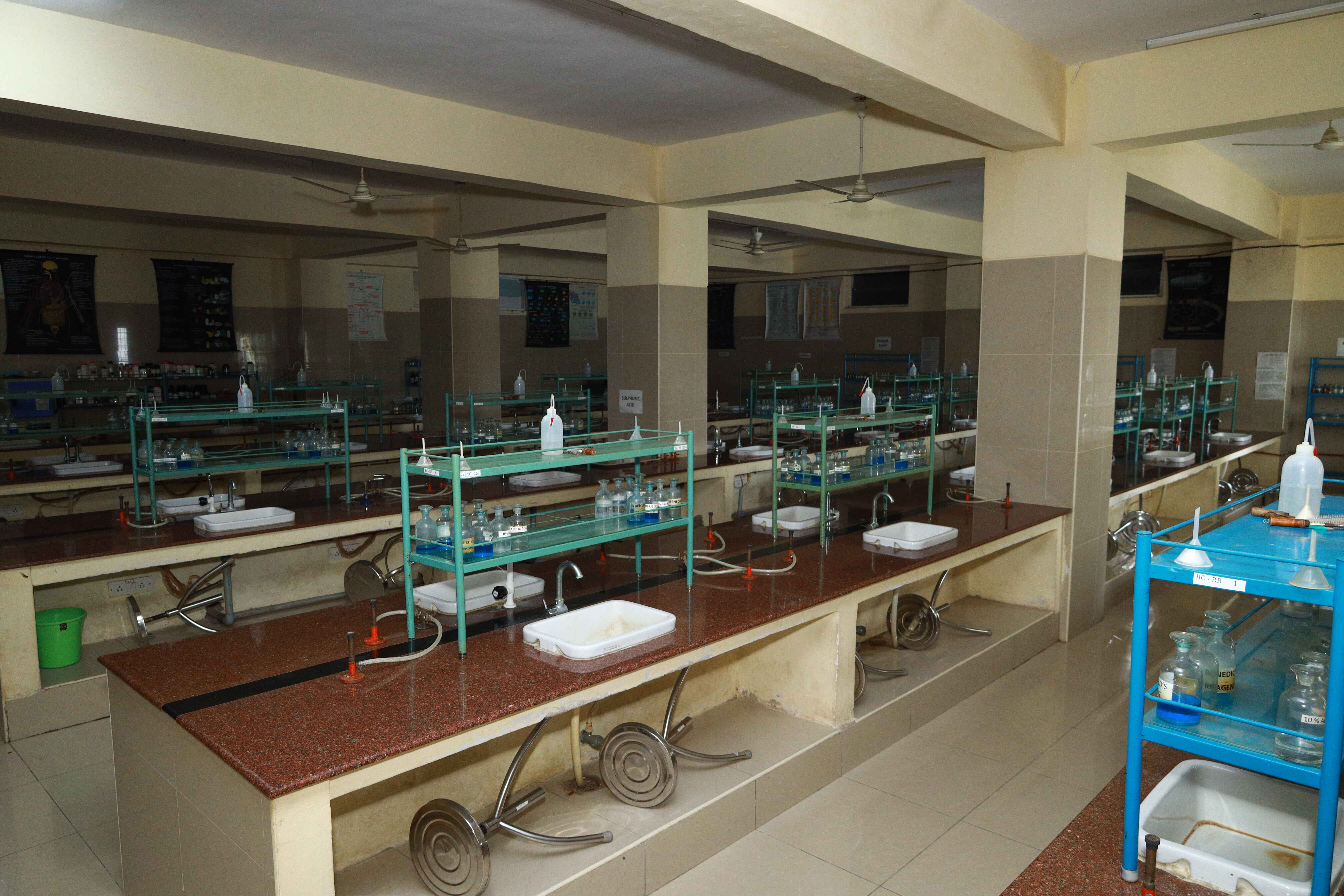 Subbaiah Institute of Medical Science, Shimoga - College Image